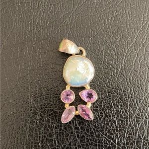 Amethyst, pearl and .925 sterling silver pendant